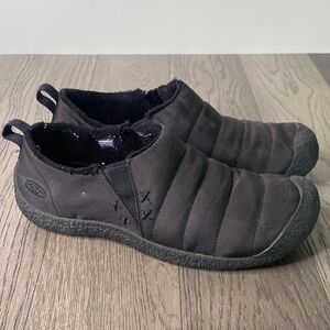 KEEN Men's Size 11 Charcoal Slip-On Loafers